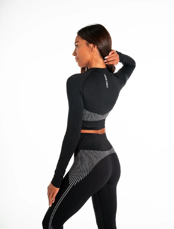 ADAPT Seamless Long Sleeve Crop Top - Black