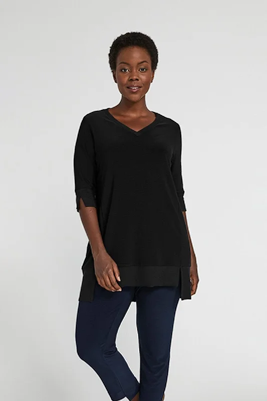 Motion Step Hem Tunic | Black