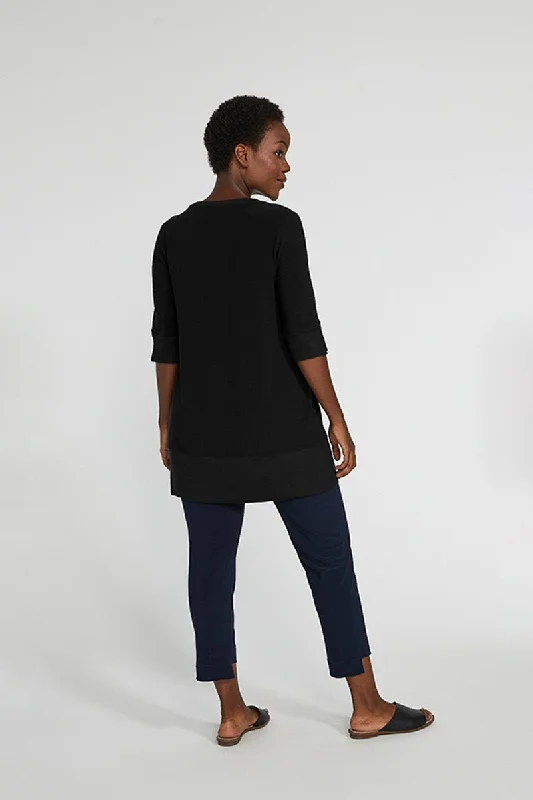 Motion Step Hem Tunic | Black