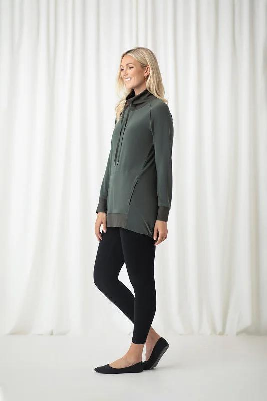 Motion Raglan Ruched Hem Tunic | Melange Olive